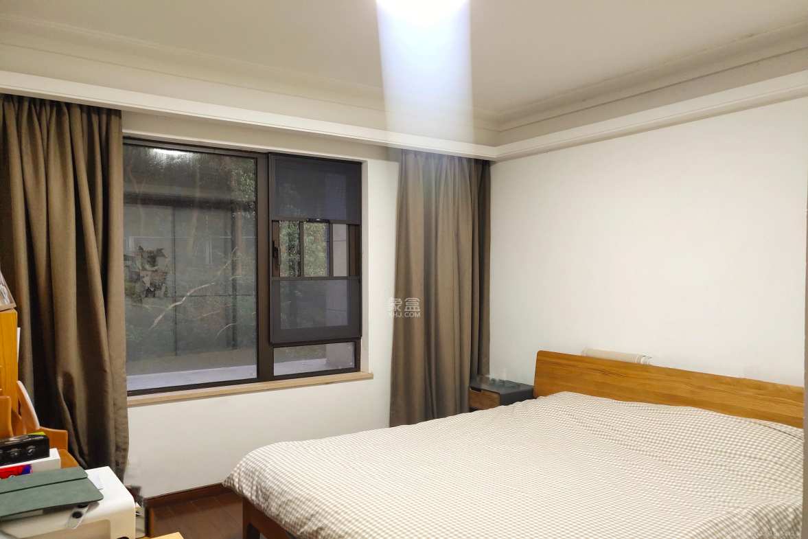 万科紫台  3室2厅1卫    4900.0元/月室内图