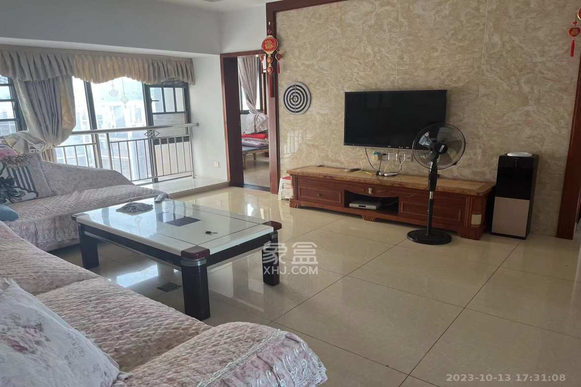 幸福里润城(幸福里二期) 4室2厅2卫 2600.0元/月 幸福里润城(幸福里二期) 4室2厅2卫 2600.0元/月室内图