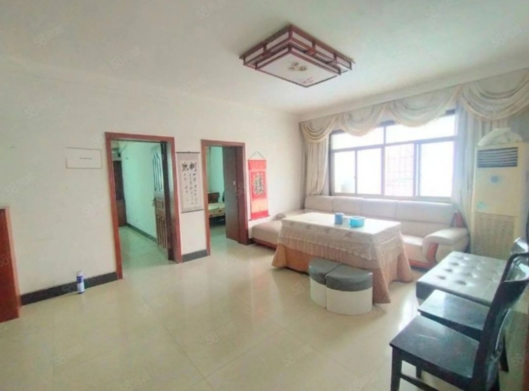 娄星区散盘  3室2厅2卫    1100.0元/月