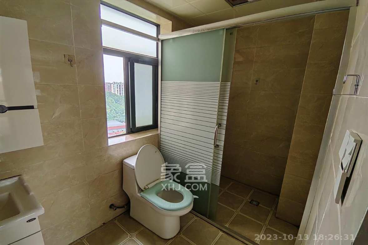 五矿紫湖香醍 3室2厅2卫 2200.0元/月 五矿紫湖香醍 3室2厅2卫 2200.0元/月室内图