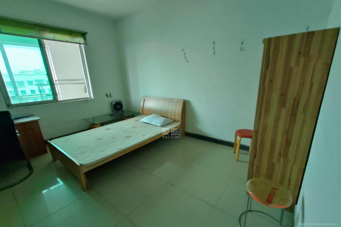 中南汽车世界 3室2厅2卫 1200.0元/月 中南汽车世界 3室2厅2卫 1200.0元/月室内图