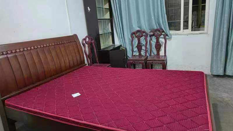 市人大政协机关大院住宅区（老市委）  4室1厅1卫    900.0元/月室内图