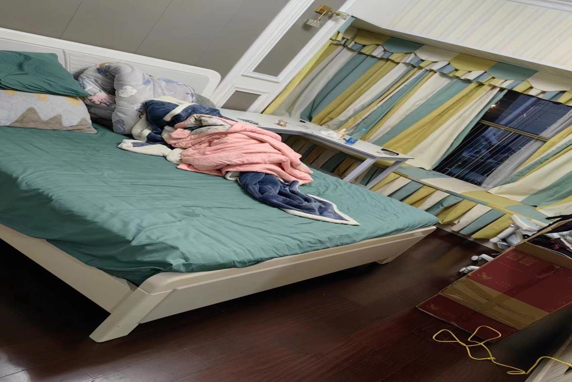 恒大绿洲  3室2厅2卫   2300.00元/月室内图