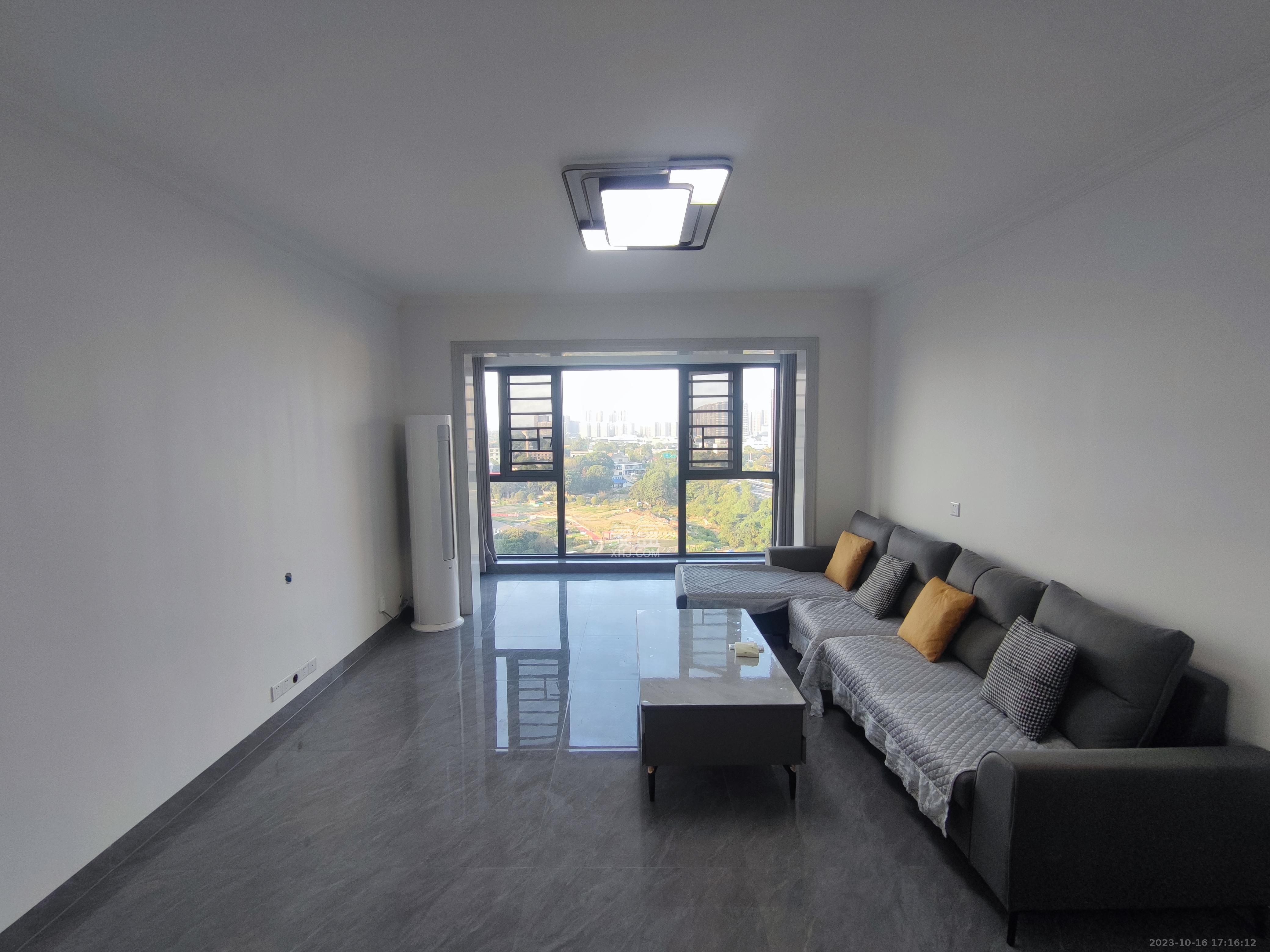 和润园三期 3室2厅 2888.00元