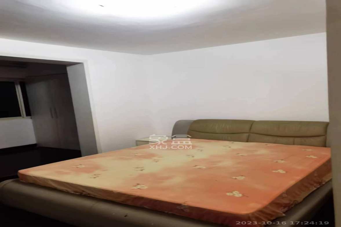 广福园  3室2厅2卫    2500.0元/月室内图1