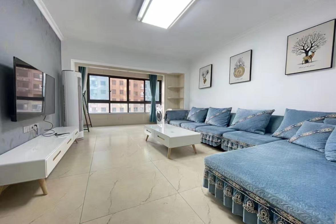 天伦国际  2室2厅1卫    2600.0元/月 天伦国际  2室2厅1卫    2600.0元/月室内图