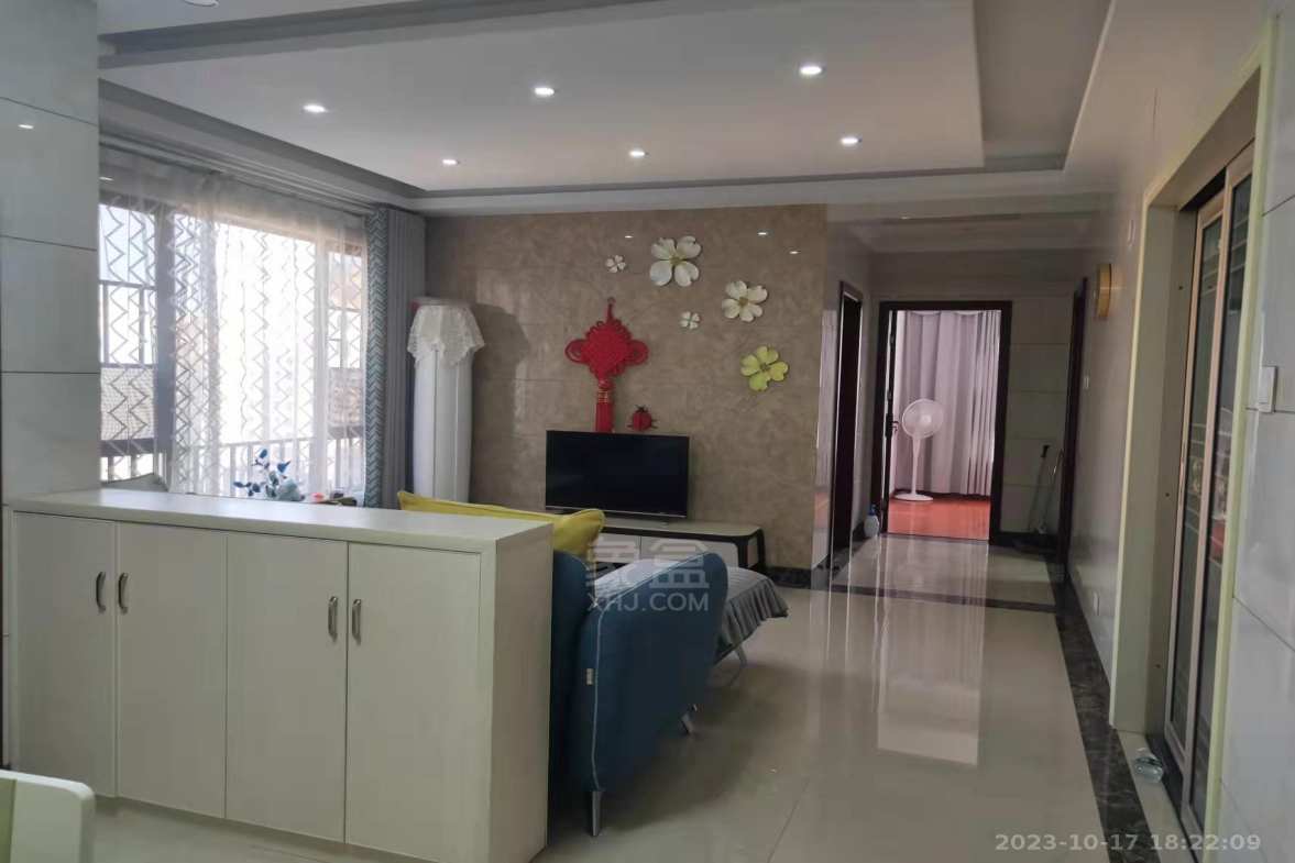 三一歌雅郡 3室2厅1卫 1800.0元/月 三一歌雅郡 3室2厅1卫 1800.0元/月室内图