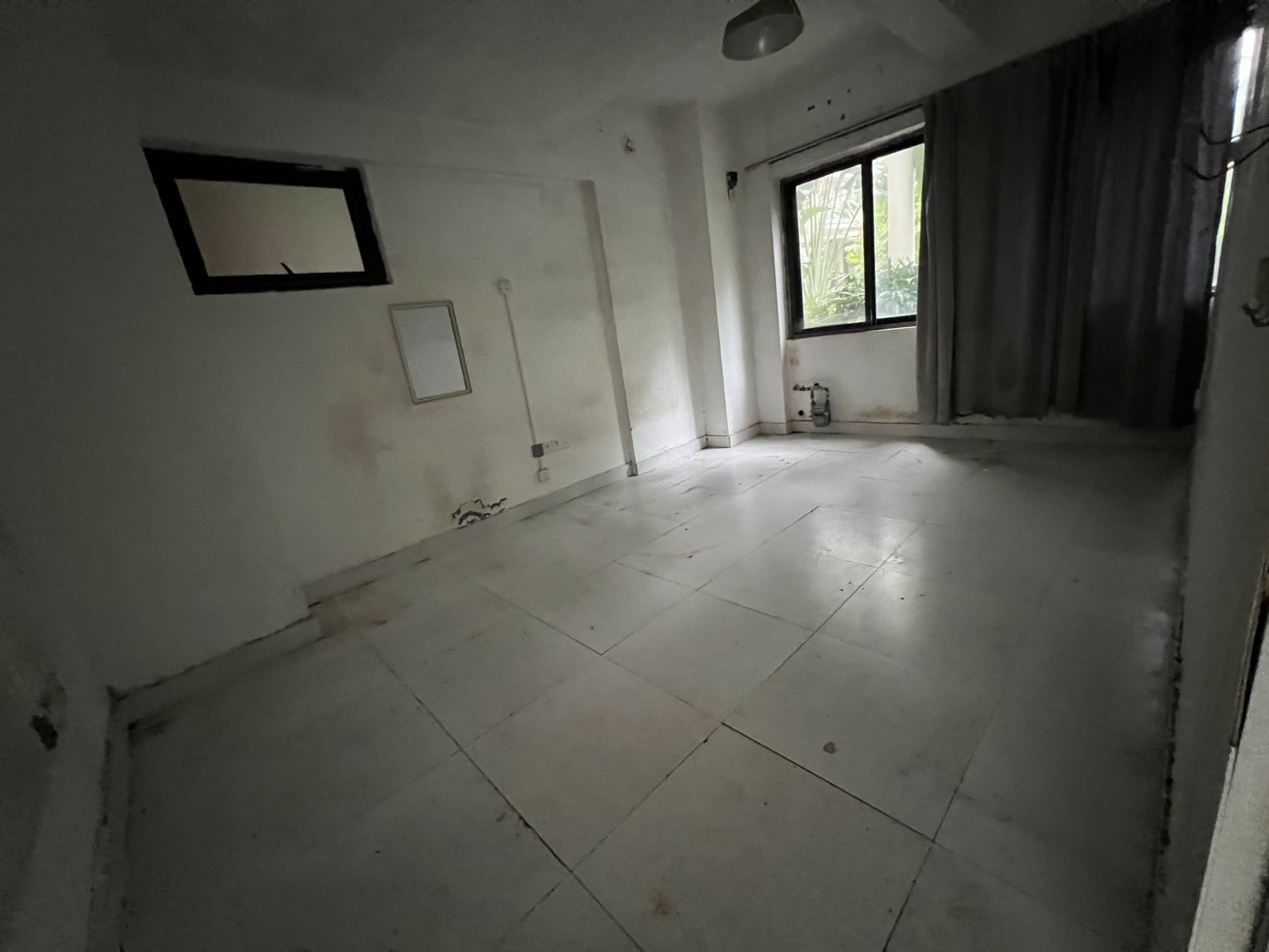 美源日月城  6室2厅3卫    447.0万