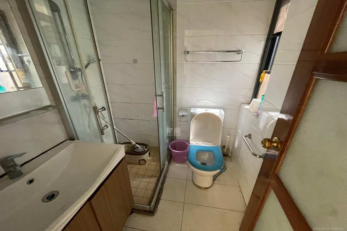 碧桂园南城首府(东宸林海) 3室2厅1卫 2400.0元/月 碧桂园南城首府(东宸林海) 3室2厅1卫 2400.0元/月室内图