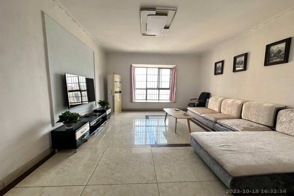 金爵逸品 3室2厅2卫 2200.0元/月 金爵逸品 3室2厅2卫 2200.0元/月室内图