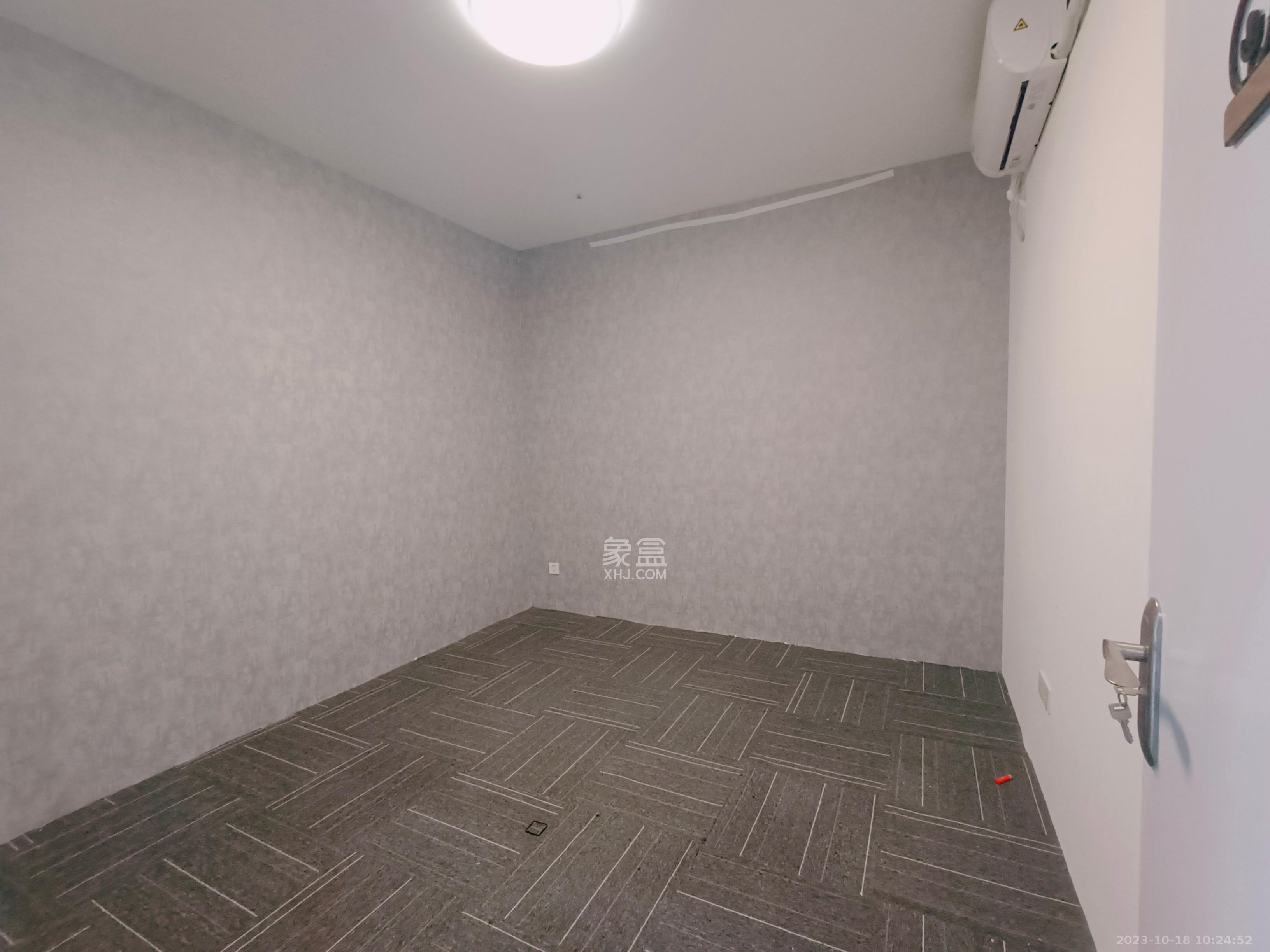 未来漫城   100.0㎡      4200.0元/月室内图