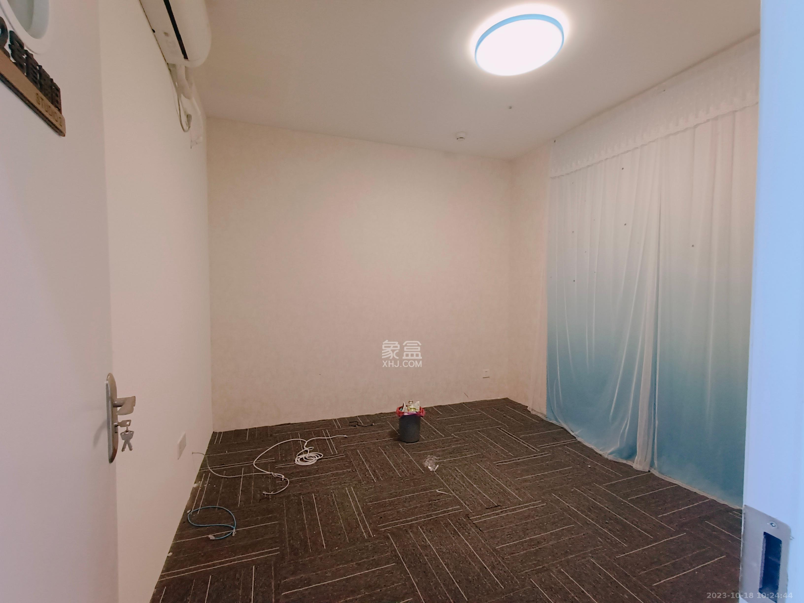 未来漫城   100.0㎡      4200.0元/月室内图