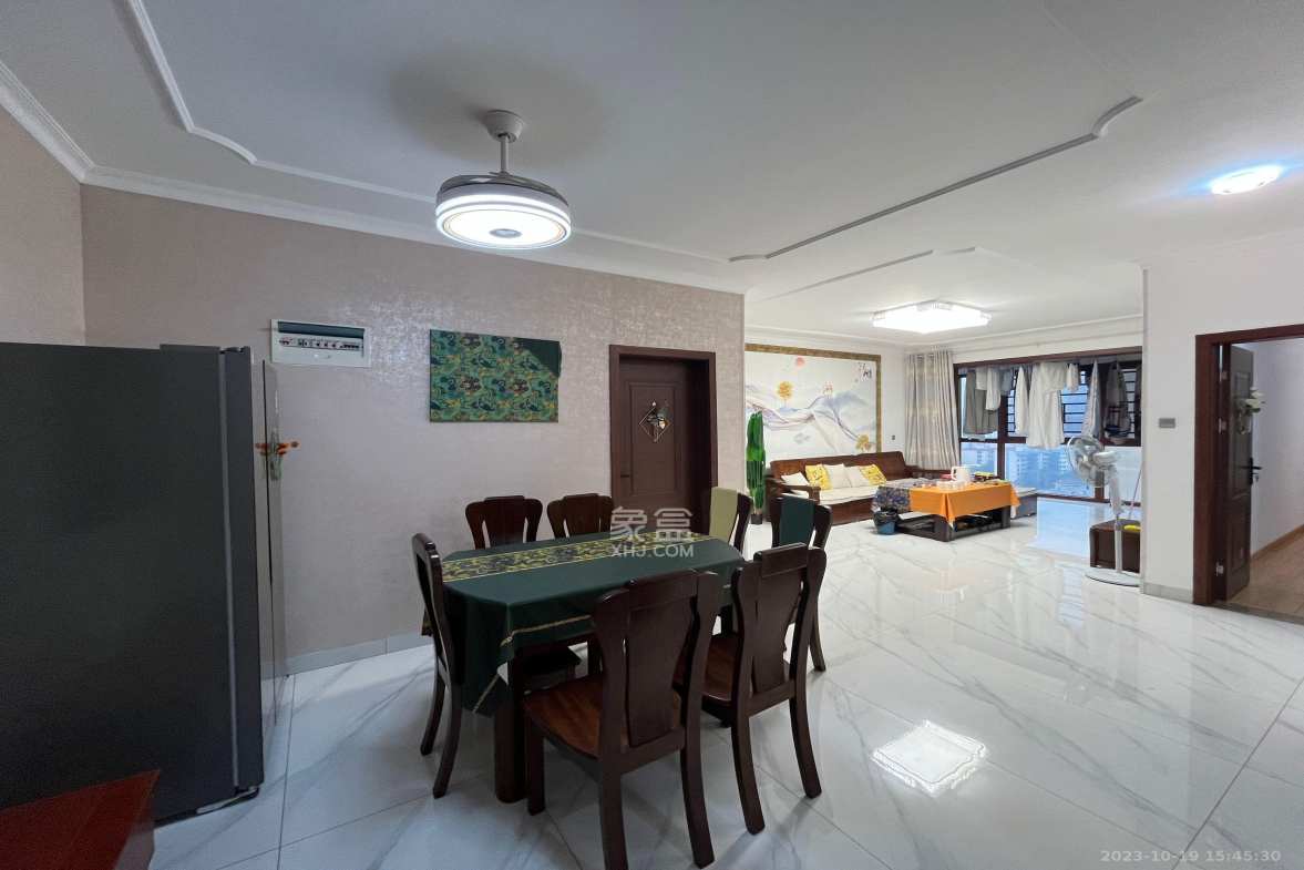 西韵佳苑 3室2厅2卫 3800.0元/月 西韵佳苑 3室2厅2卫 3800.0元/月室内图