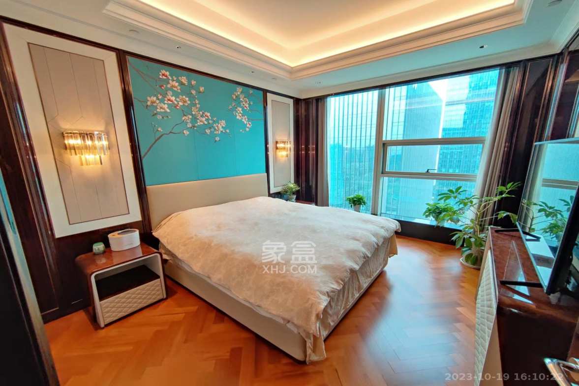 运达中央广场一、二期  5室2厅3卫    80000.0元/月室内图