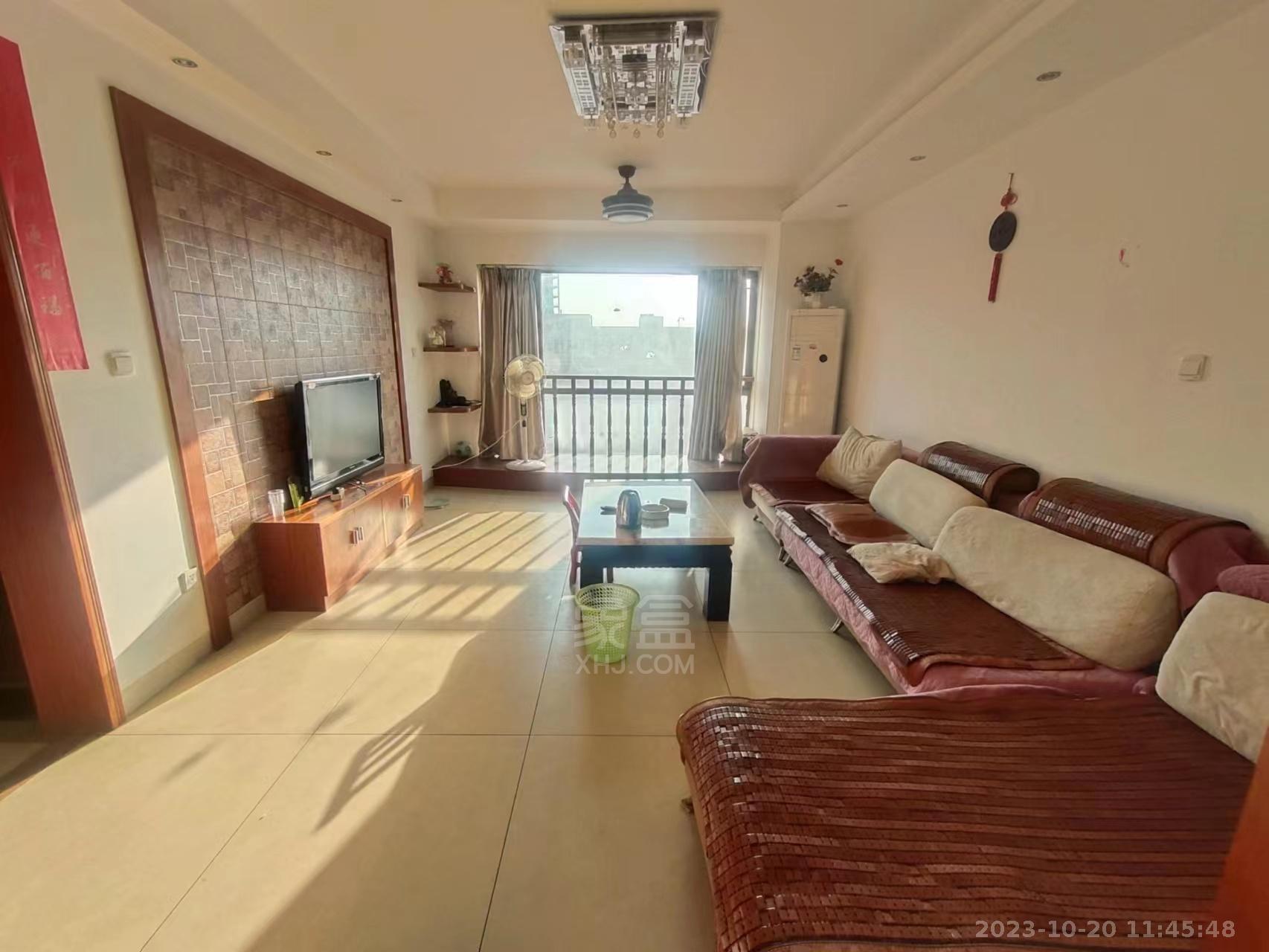 流金岁月-华晨国际  3室2厅1卫    2100.0元/月