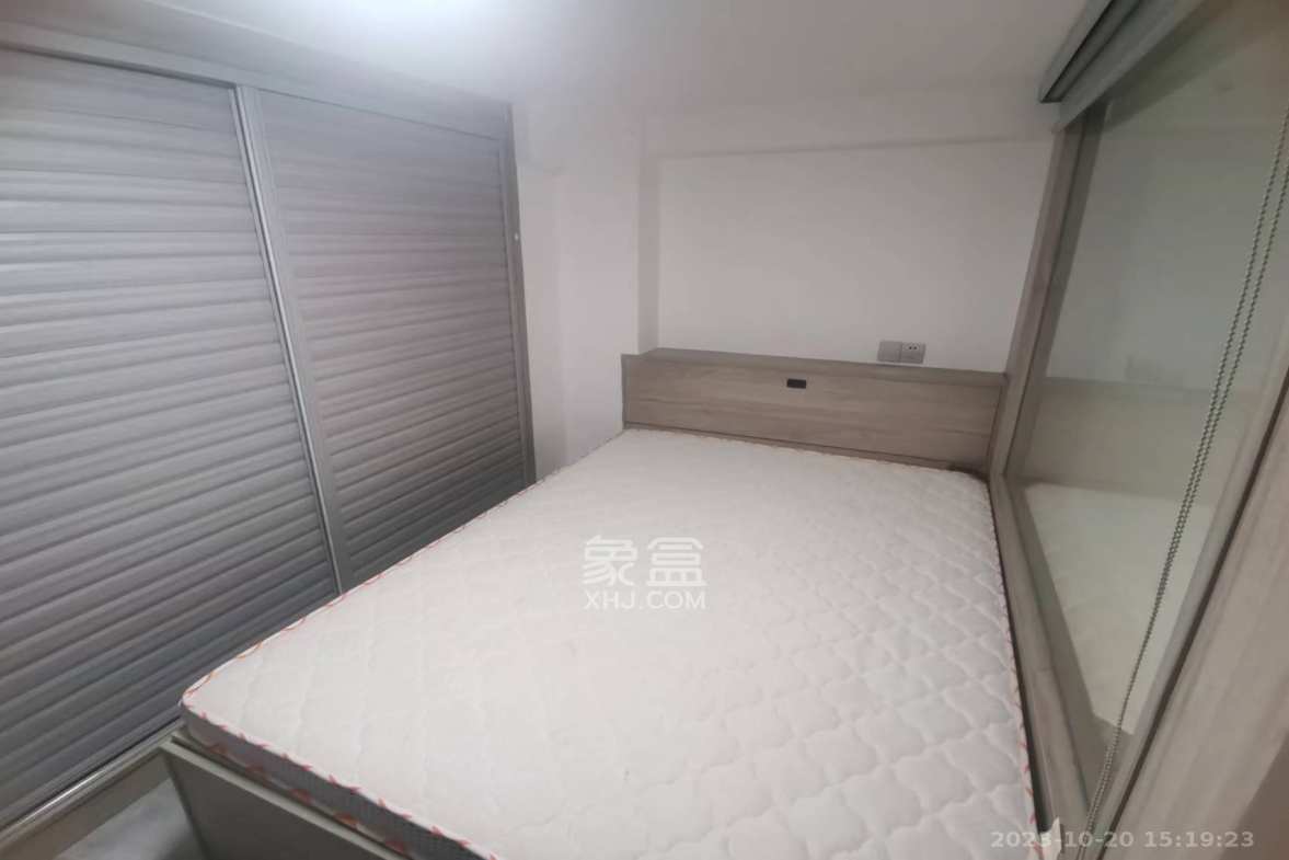 海伦春天  2室1厅1卫    1800.0元/月室内图