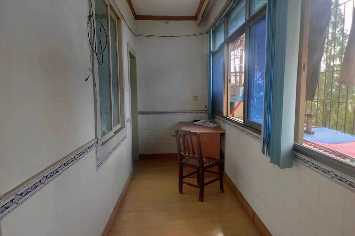 文苑小区  3室2厅1卫    850.0元/月室内图