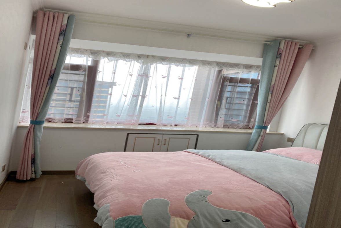 五洲锦城  3室2厅1卫    3200.0元/月户型图