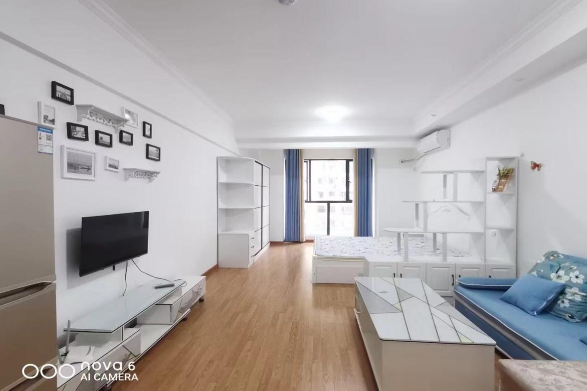 五江碧桂园城市广场 1室1厅1卫 36.8万 五江碧桂园城市广场 1室1厅1卫 36.8万客厅