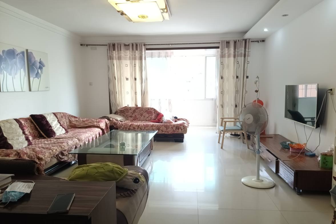 金碧花园  4室2厅2卫   55.80万 金碧花园  4室2厅2卫   55.80万室内图1