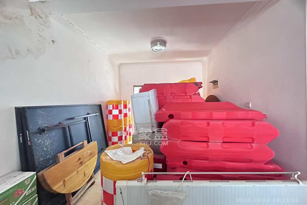 金鹰机电大市场  2室2厅1卫    1000.0元/月 金鹰机电大市场  2室2厅1卫    1000.0元/月室内图