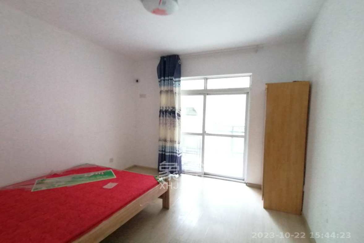 鑫天山城明珠  4室2厅2卫    1500.0元/月室内图