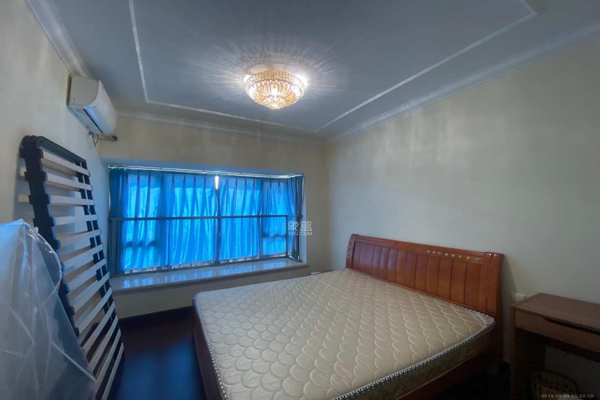 恒大雅苑 3室2厅1卫 2800.0元/月 恒大雅苑 3室2厅1卫 2800.0元/月室内图