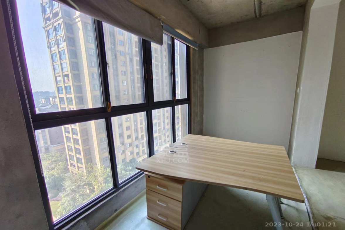 玫瑰御园  4室2厅2卫    1300.0元/月小区图