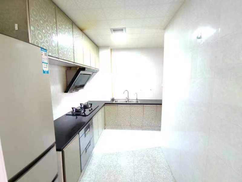 万豪城市花园 3室2厅2卫 80.0万 万豪城市花园 3室2厅2卫 80.0万客厅