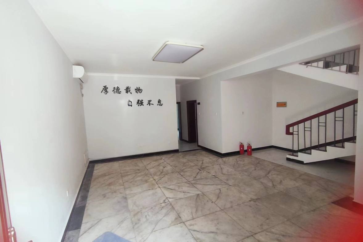 外经别墅  6室3厅2卫   10000.00元/月小区图