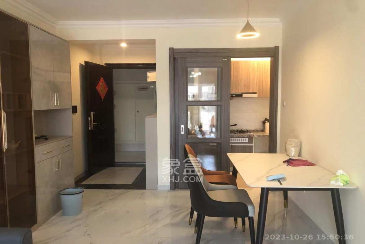 碧桂园公园壹号(凯怡茗苑)  3室2厅1卫    2000.0元/月 碧桂园公园壹号(凯怡茗苑)  3室2厅1卫    2000.0元/月室内图