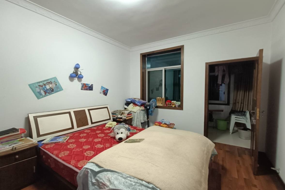 菊苑东区  3室2厅2卫    1200.0元/月室内图