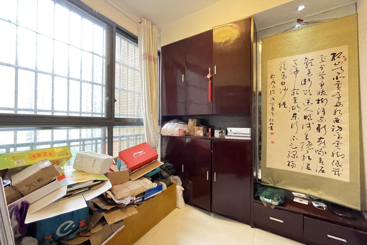 香格里拉  3室2厅2卫   80.80万室内图