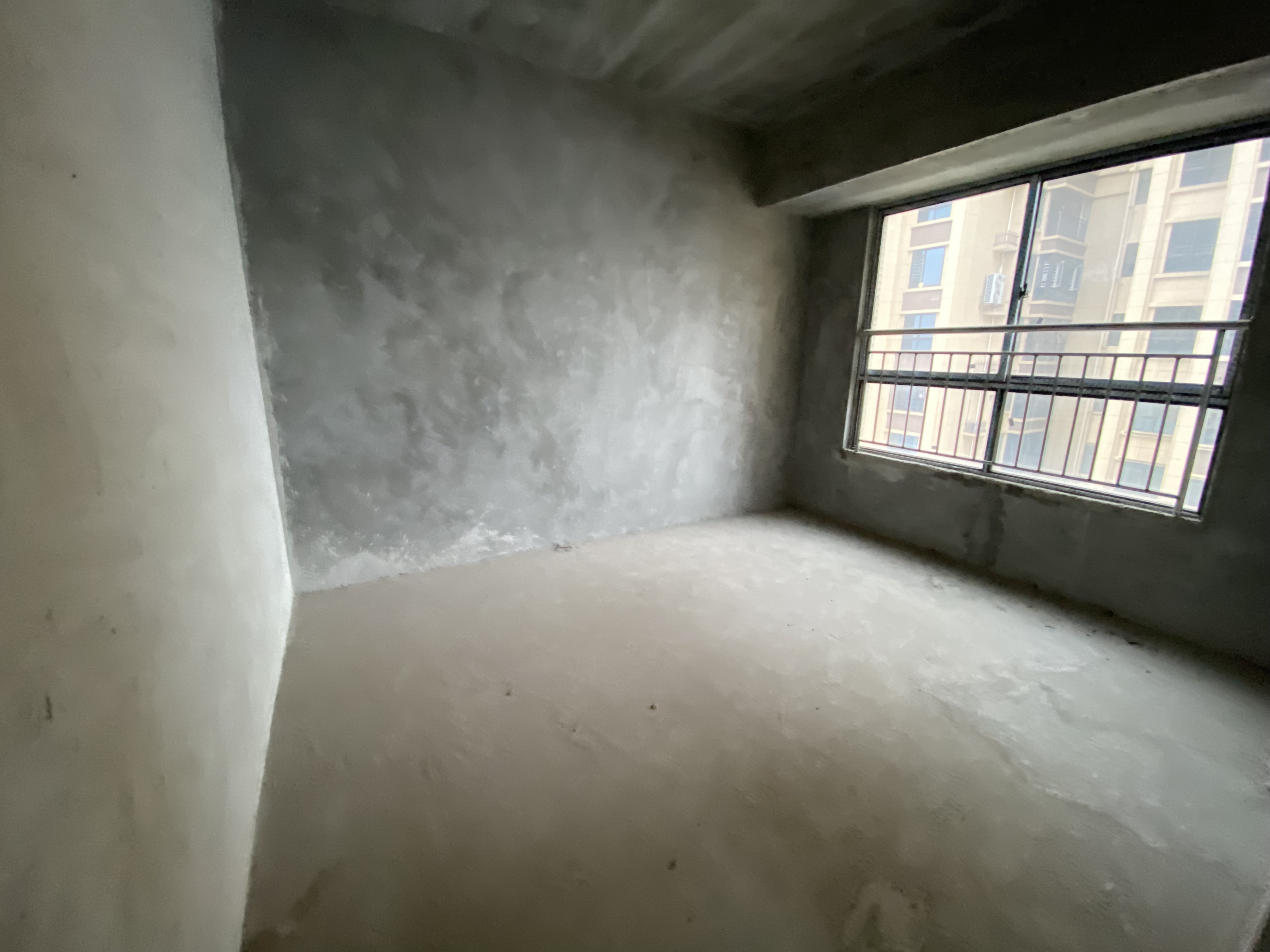 阳光美城  3室2厅2卫    71.0万