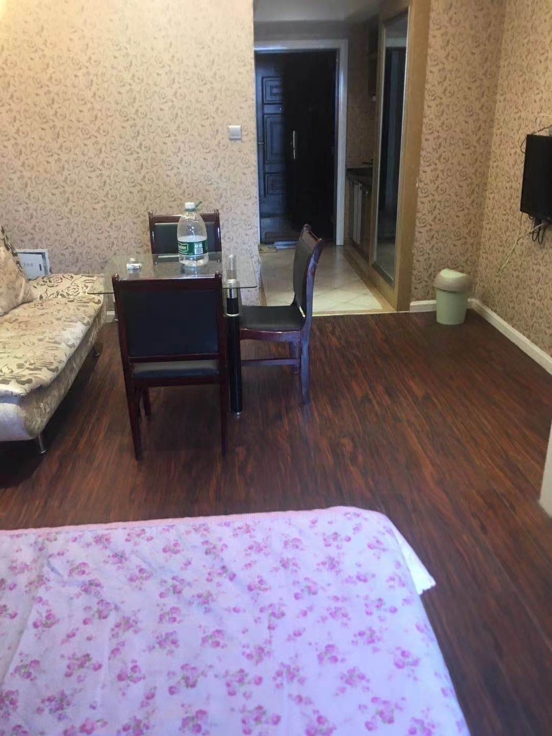 万豪城市花园  1室1厅1卫    28.0万室内图1