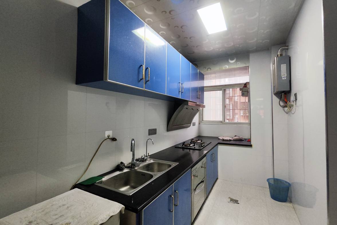 湘中园  3室2厅1卫    1500.0元/月室内图