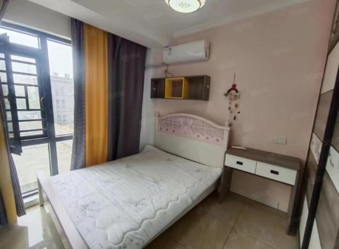 和顺嘉苑 3室2厅2卫 2000.0元/月 和顺嘉苑 3室2厅2卫 2000.0元/月室内图