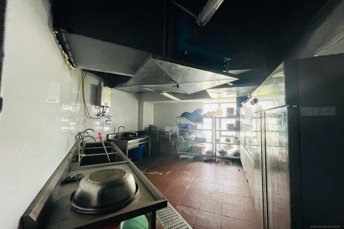 盛世耀凯  1室1厅1卫    8800.0元/月 盛世耀凯  1室1厅1卫    8800.0元/月室内图