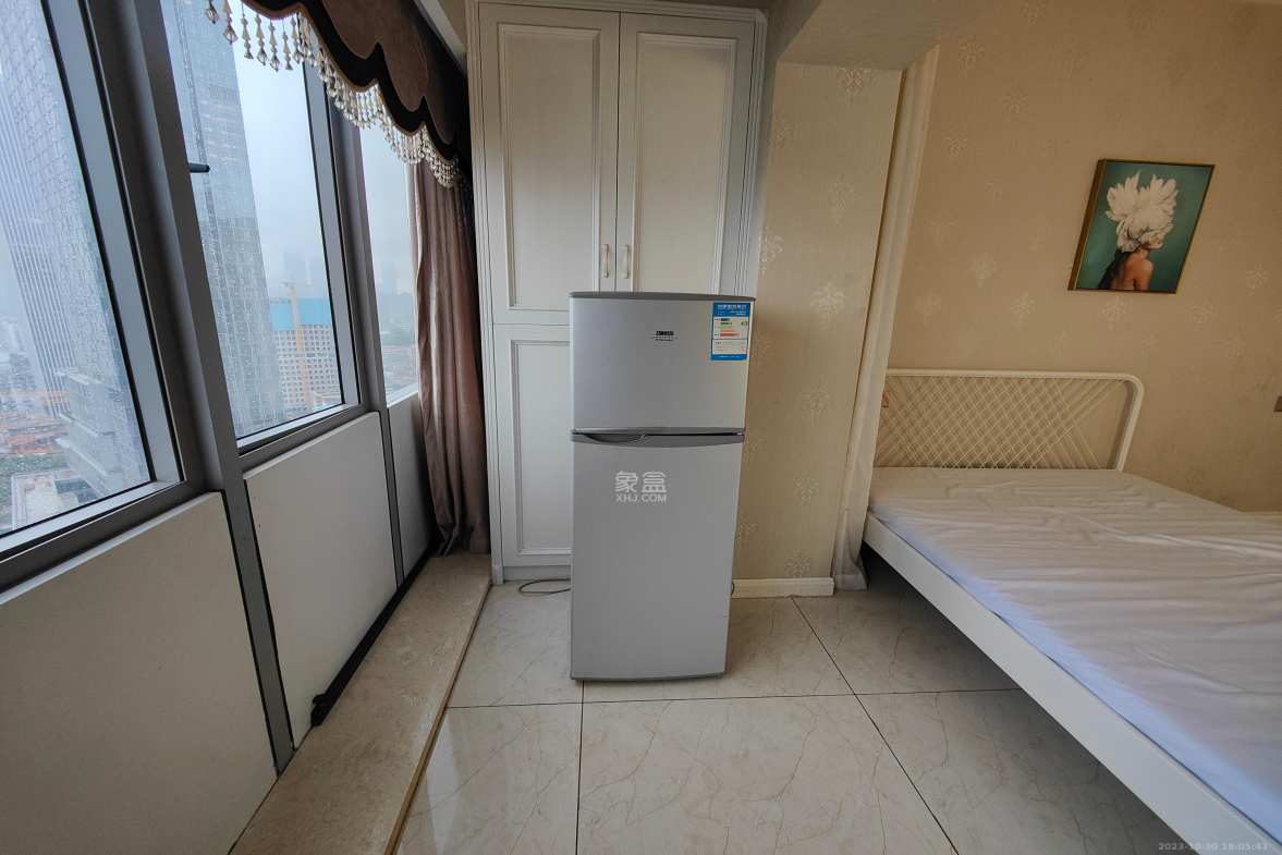 保利国际广场 1室1厅1卫 2600.0元/月 保利国际广场 1室1厅1卫 2600.0元/月室内图