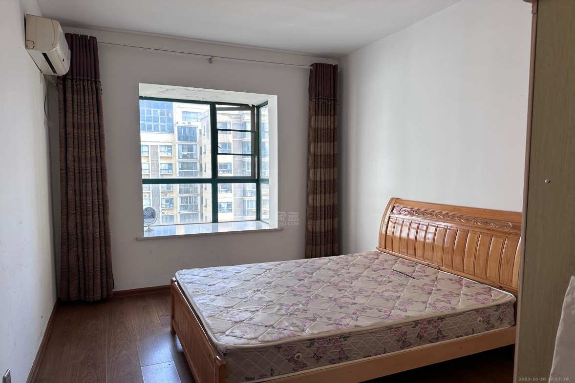 福泰国际 3室2厅1卫 2100.0元/月 福泰国际 3室2厅1卫 2100.0元/月室内图