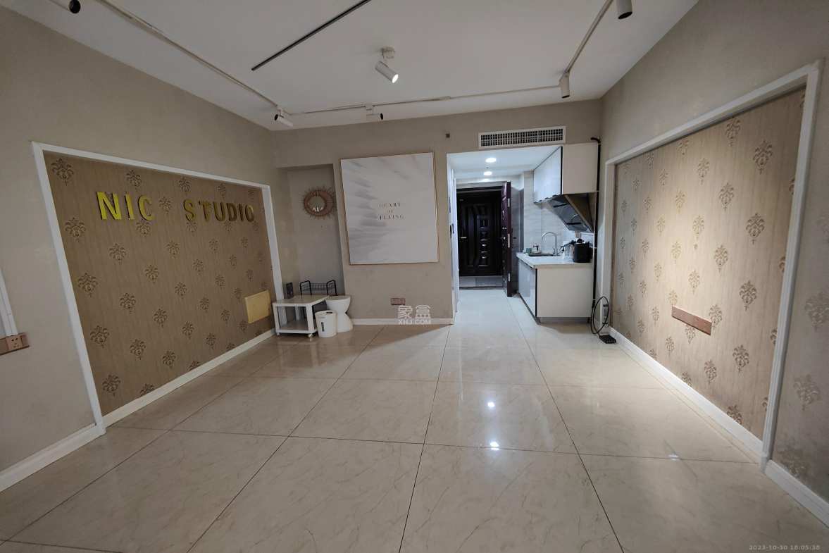 保利国际广场 1室1厅1卫 2600.0元/月 保利国际广场 1室1厅1卫 2600.0元/月室内图