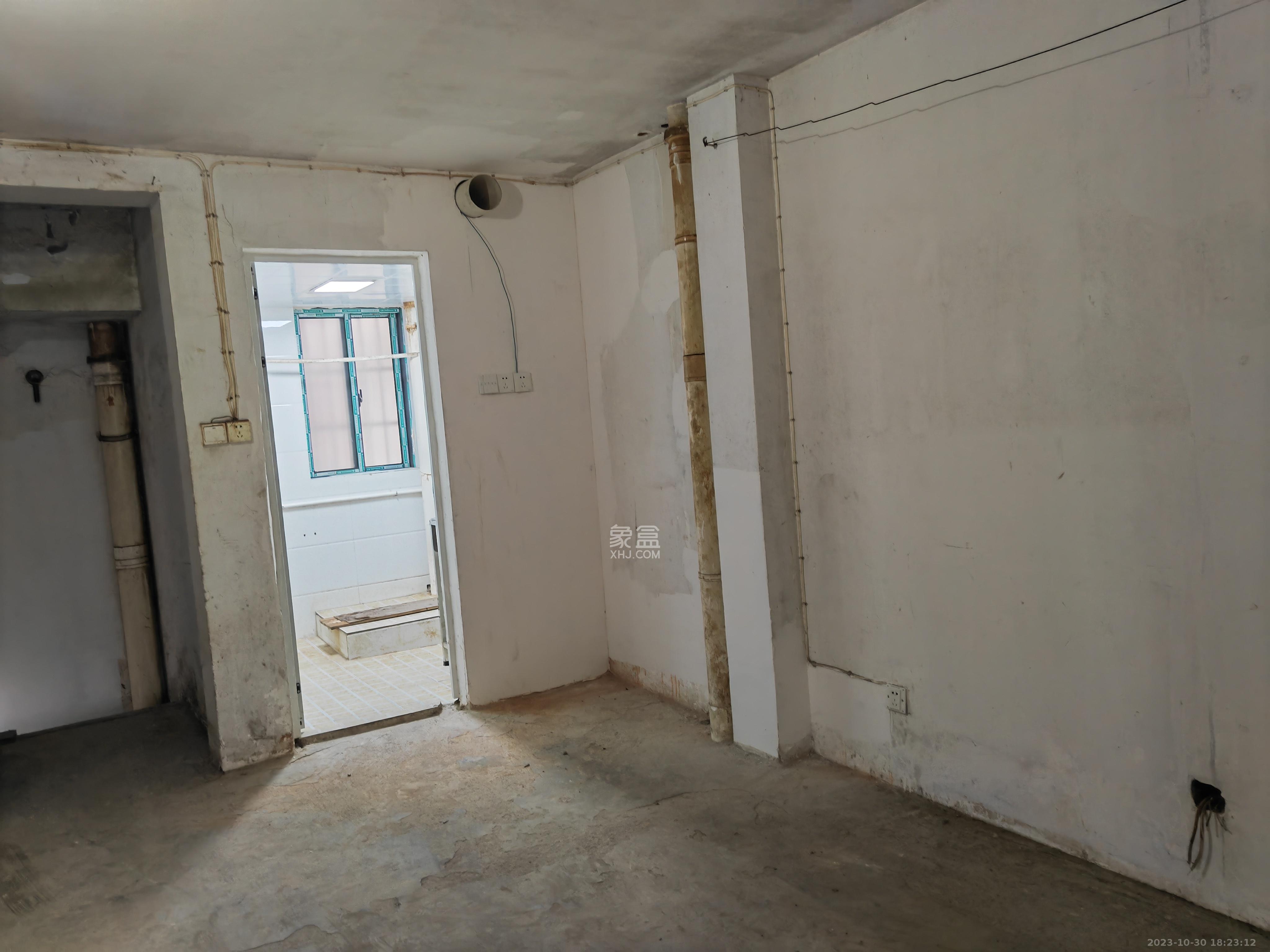 安泰新村   112.0㎡      3000.0元/月室内图