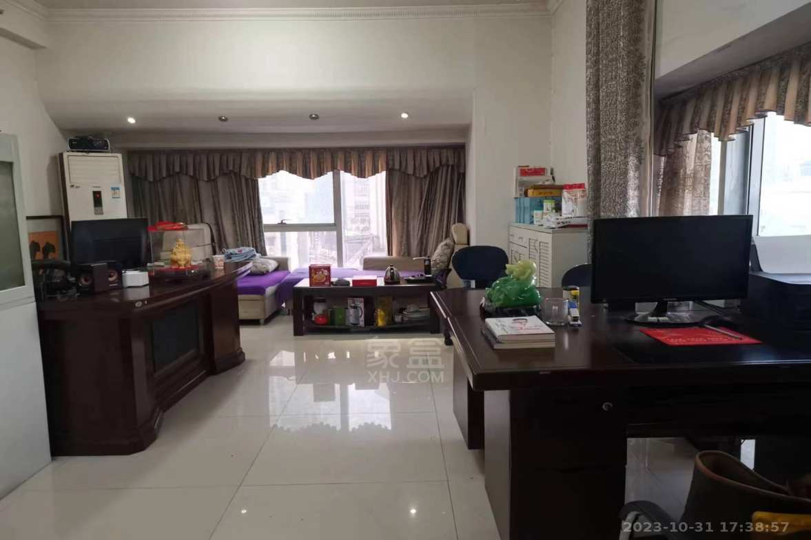 金轮时代广场 1室1厅1卫 1600.0元/月 金轮时代广场 1室1厅1卫 1600.0元/月室内图