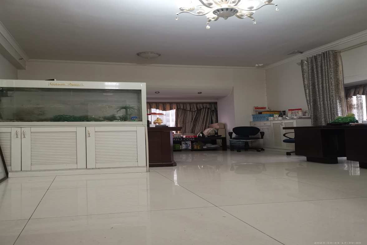 金轮时代广场 1室1厅1卫 1600.0元/月 金轮时代广场 1室1厅1卫 1600.0元/月室内图