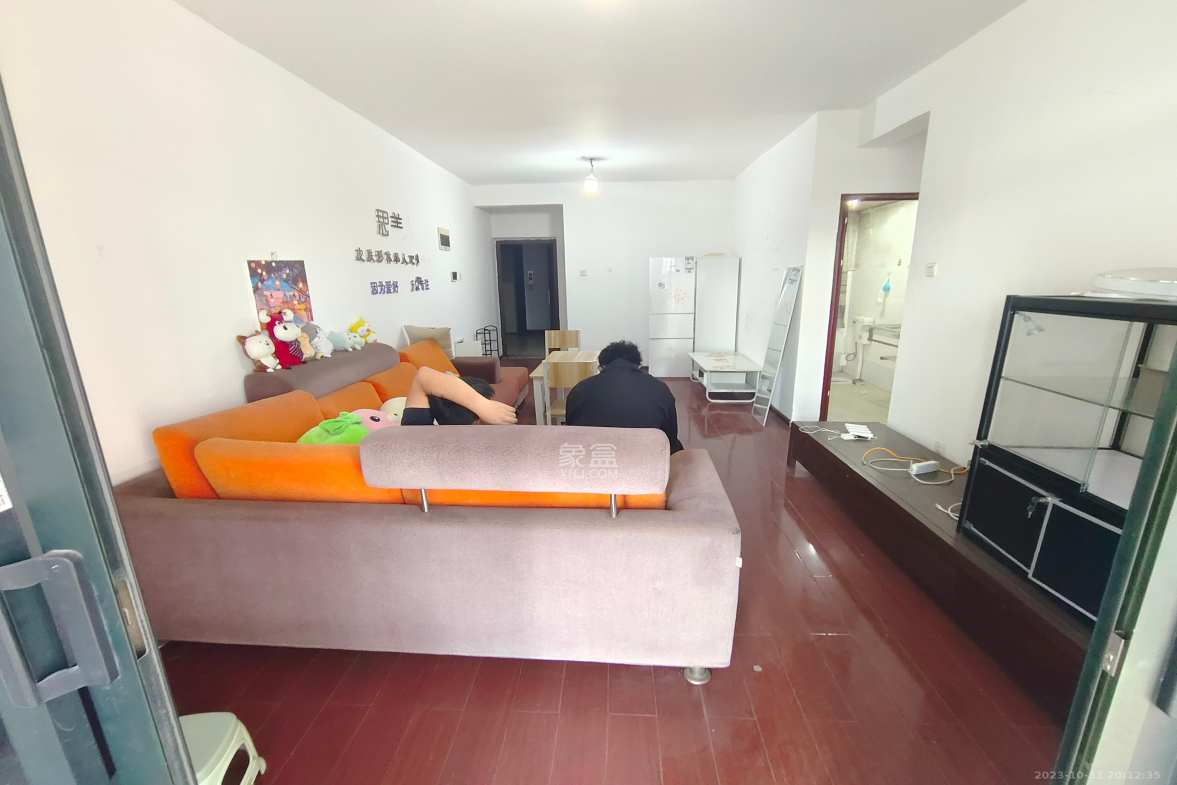 永祺西京 3室2厅2卫 2600.0元/月 永祺西京 3室2厅2卫 2600.0元/月室内图