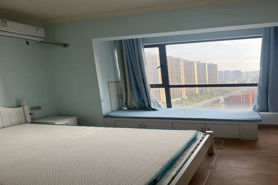 鸿浩达吉星广场(秀石街)  1室1厅1卫    18.0万室内图