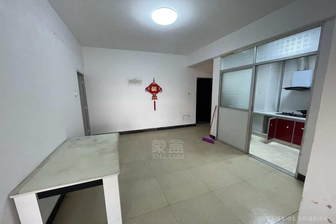 东融大厦 2室1厅1卫 1500.0元/月 东融大厦 2室1厅1卫 1500.0元/月室内图