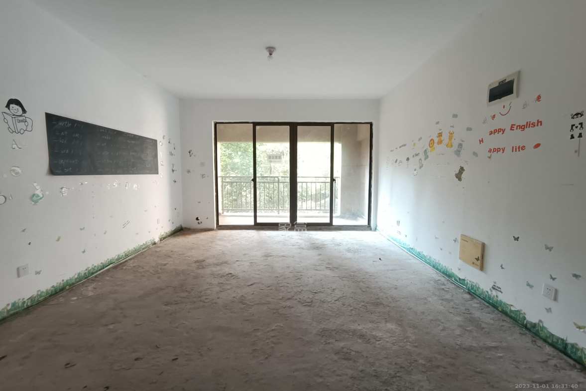 旭辉华庭  3室2厅1卫    1100.0元/月 旭辉华庭  3室2厅1卫    1100.0元/月室内图