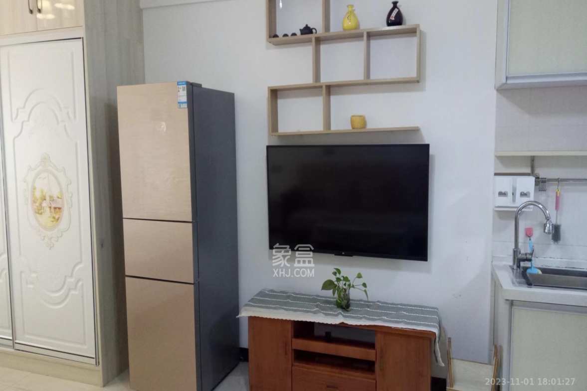 Cross尚公馆  1室0厅1卫    1400.0元/月室内图