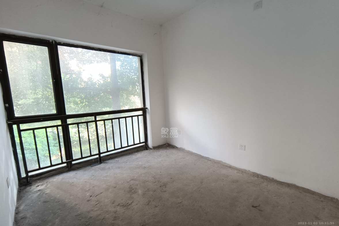 旭辉华庭  3室2厅1卫    1100.0元/月 旭辉华庭  3室2厅1卫    1100.0元/月室内图